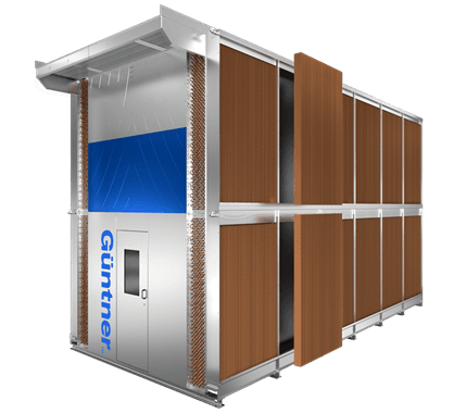 Estructura modular tipo contenedor de metal, paredes con paneles de madera, puerta lateral y panel azul en la parte frontal.
